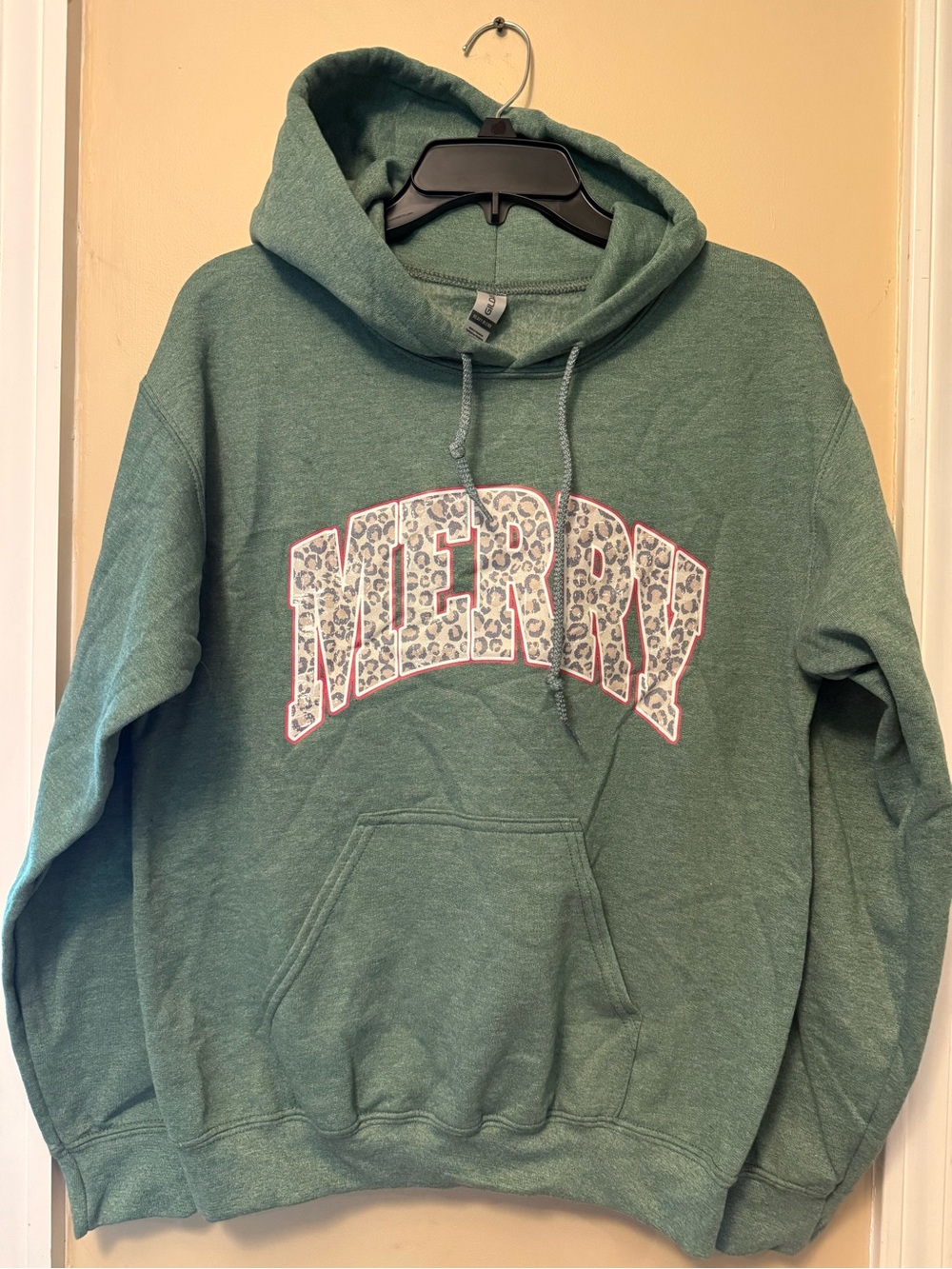 Merry Leopard Print Graphic Hoodie - Green